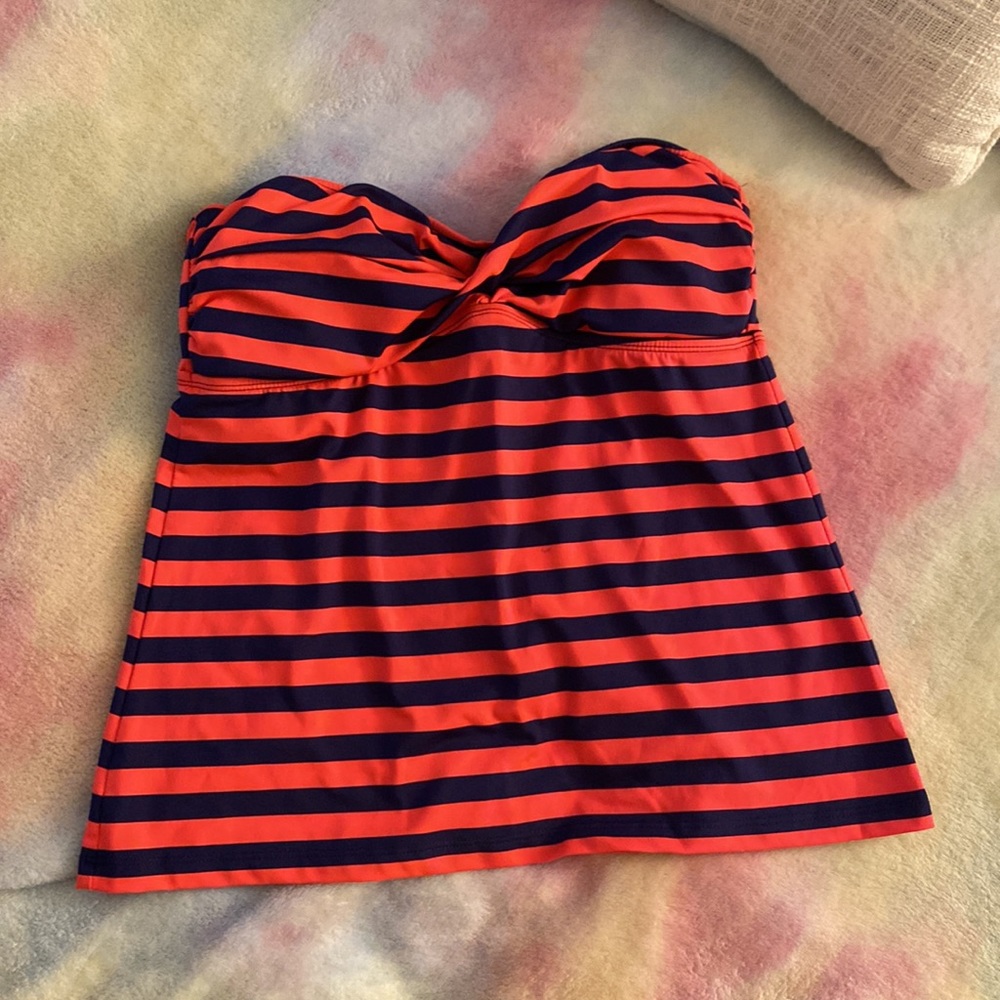 Two piece bathing suit - Picture 7 of 9